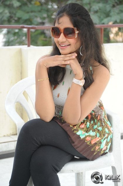 Sandeepthi-at-Nenu-Nene-Ramune-Movie-Press-Meet